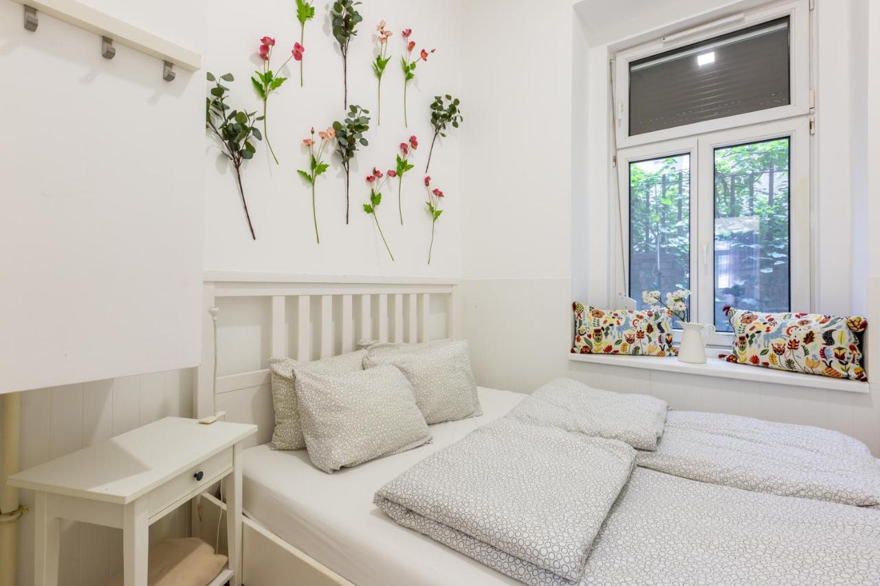 Elegant Coziness Apartment Budapest Luaran gambar
